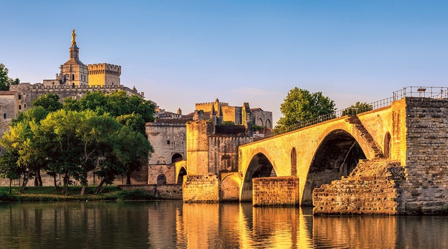 Rhone River Cruises 2019 & 2020 - Scenic° Usa