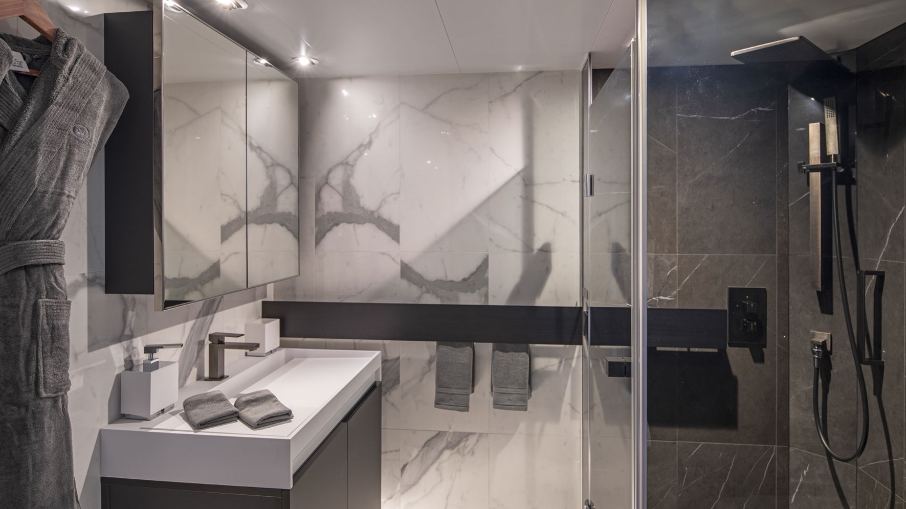 Verandah Suite (Deck 5 - D)