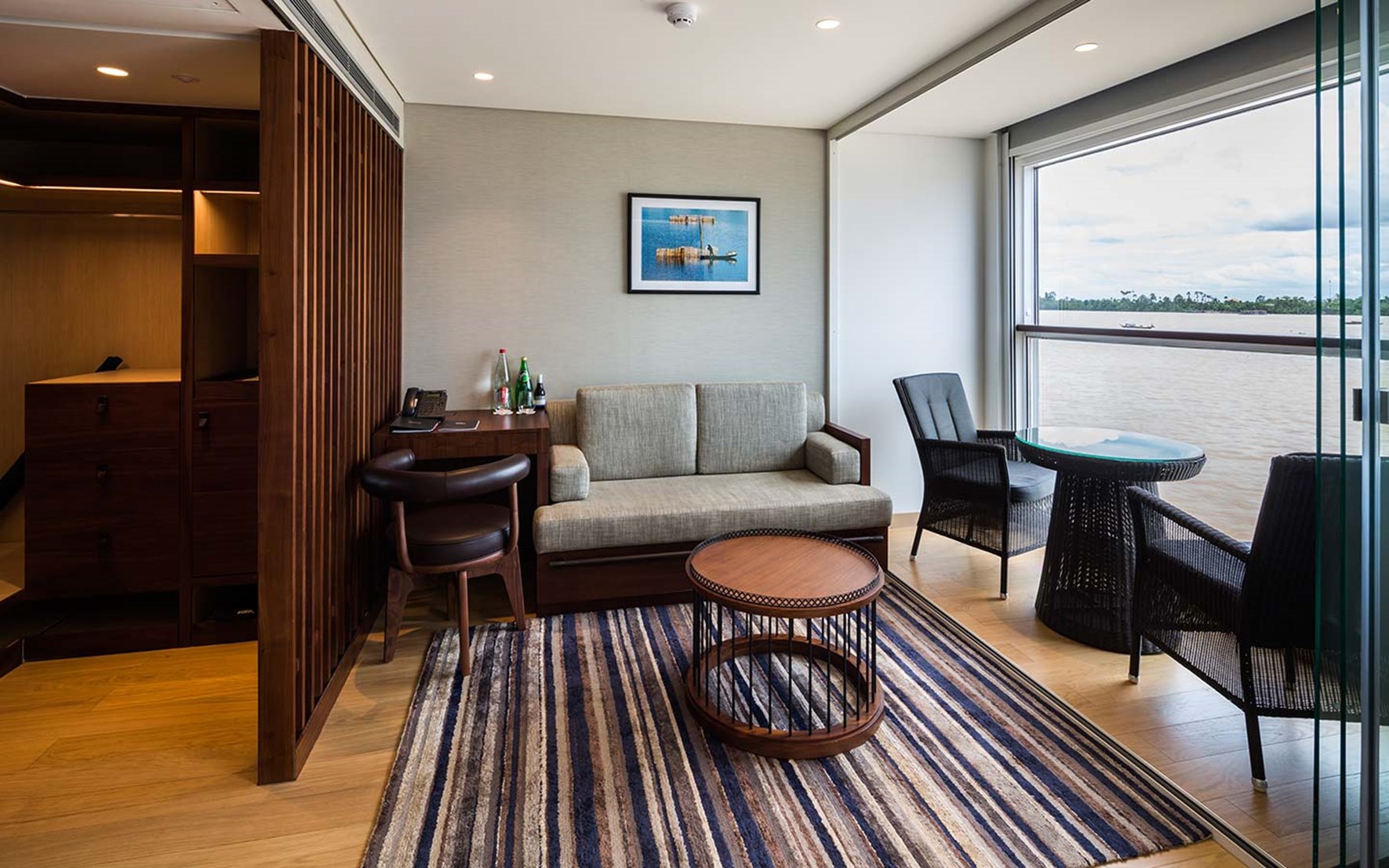 Deluxe Suite (Diamond Deck - A)